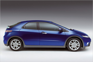 Illustration for article titled 2009 Honda Civic Hatchback Lineup Reveals Minor Facelift We Won't Get